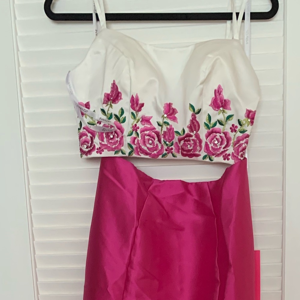 Set top and skirt